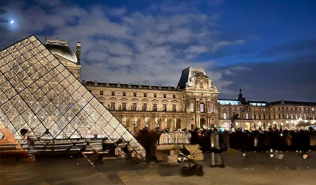 Louvre